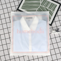 Emballage de t-shirts personnalisés de haute qualité, logo imprimé, sac en plastique mat givré avec fermeture éclair