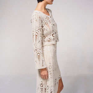 Ensemble deux pièces en coton personnalisé : haut brodé ajouré à manches longues et robe ajustée de haute qualité - Product Image 2