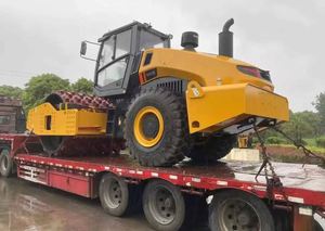 Nueva Aplanadora de Doble Tracción Liugong de 33 Toneladas 6633E en Venta - Product Image 2