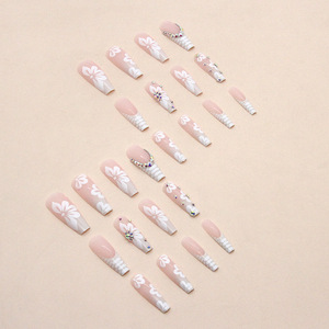 Nouvelle Tendance : Faux Ongles Français en ABS, Longs, Forme Ballerine/Cercueil, Strass de Luxe, à Coller, avec Fleurs - Product Image 5