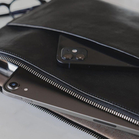 Vente en gros de pochettes pour ordinateur portable en cuir véritable de luxe avec fermeture éclair, design personnalisé avec logo Mount Yanzhi, pour MacBook Air Pro 13 pouces M2 M1