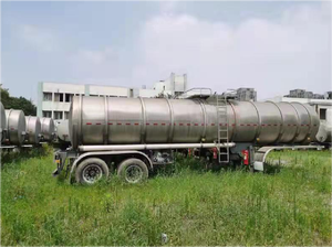 Professional Factory Manufacturing Body with Various Materials for Tractor Truck Available for Sale Oil tank Semi-trailer - Product Image 2