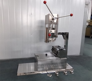 Comercial España Churro Maker 5L Capacidad Máquina de frutas latinas con tres moldes Freidora profunda Procesador de aperitivos - Product Image 4