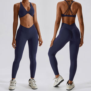 Ensemble de sport pour femme FH : Soutien-gorge de yoga rembourré sexy à bretelles croisées et pantalon de yoga taille haute – Fabricant de vêtements de sport - Product Image 3