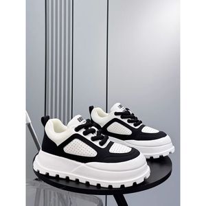 <span class=keywords><strong>Zapatos</strong></span> Casuales Transpirables <span class=keywords><strong>de</strong></span> Marca <span class=keywords><strong>de</strong></span> Moda Panda Loafers para Hombre, con Cordones y Punta Puntiaguda, Ideales para el Verano, para Comercio Exterior Transfronterizo y Venta Minorista. - Product Image 4