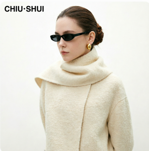 CHIU SHUI <span class=keywords><strong>Cappotto</strong></span> Invernale Corto e Squadrato in Misto Lana Alpaca Beige per Donna - Product Image 3