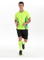 Ensemble de maillots de football sublimés personnalisés Short haut respirant avec impression de nom Fourniture de service OEM pour l'impression de logo en toutes saisons
