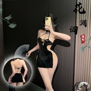 Lingerie Sexy Estiva Taglia XXXL <span class=keywords><strong>Plus</strong></span>-<span class=keywords><strong>size</strong></span>, Pigiama con Ricamo a Fiori di Prugna, Cheongsam in Velluto con Spacco e Allacciatura al Collo - Product Image 4