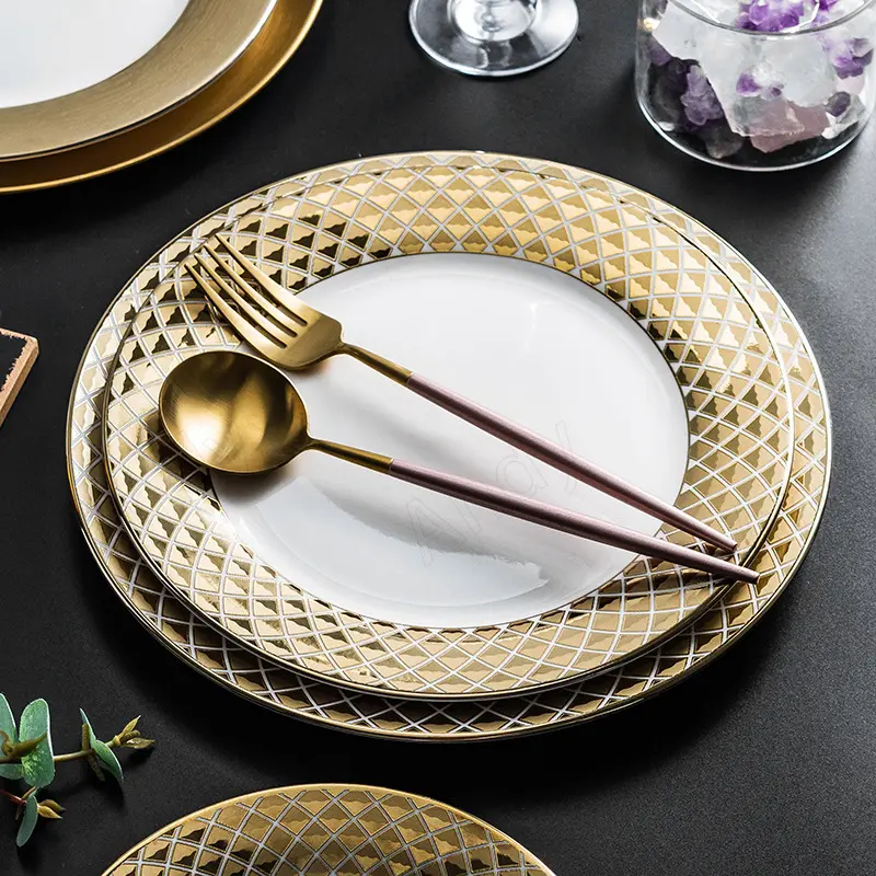 Керамическая тарелка с золотым ходом, нарисованные вручную линии, современный набор тарелок для домашнего фруктового салата, настольный Стейк-блюда для французского Западного ресторана