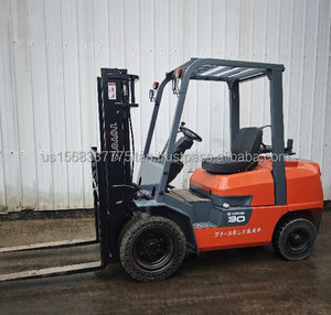 รถยกโตโยต้าญี่ปุ่นมือสอง ใช้แก๊ส LPG 3 ตัน ยกสูง 3 เมตร - Product Image 4