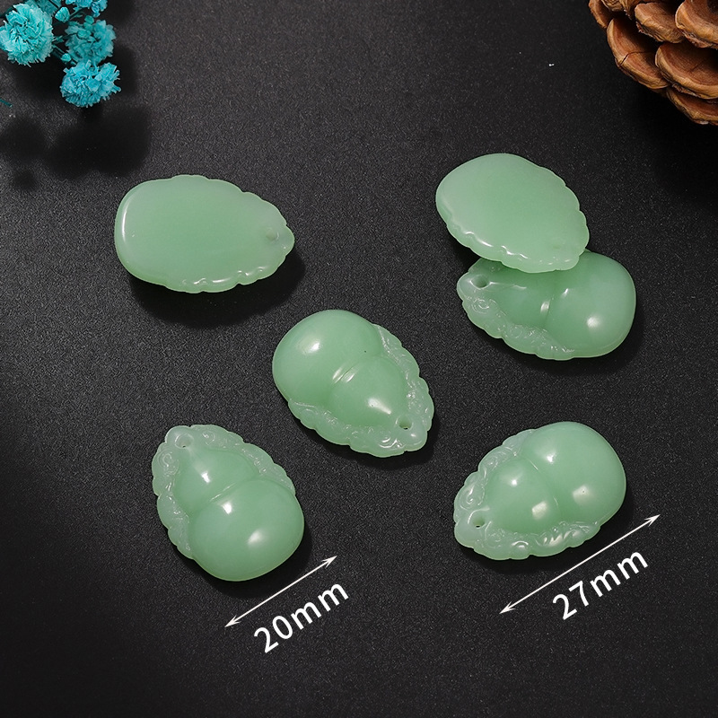 6 Gourdes vert clair, 20*27mm