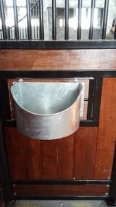 Cavalo de alta qualidade estável com tratamento de revestimento em pó preto - Product Image 4