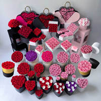 Großhandel Luxus Valentinstag Weihnachtsgeschenk Frische Blumen Box LED-Licht 12,5x12,5cm Ewig Haltbar 3-5 Jahre