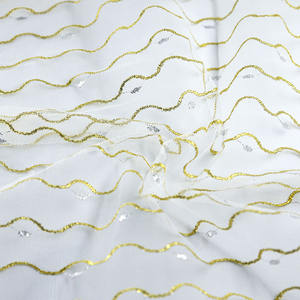 Kain Tulle Mesh Mewah dengan Motif Gelombang Emas Metalik dan Titik Perak untuk Dekorasi Gaun Pengantin, Rok, dan Lengan - Product Image 6