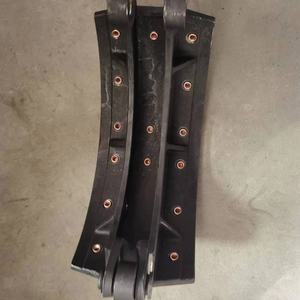 Longue durée de vie camion grue sabot de frein avant camion grue sabot de frein arrière pour grue XCMG - Product Image 6