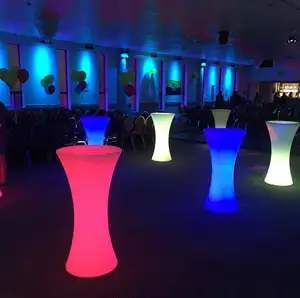 现代设计创新 led 酒吧家具遥控器 RGB 变色塑料照明酒吧桌