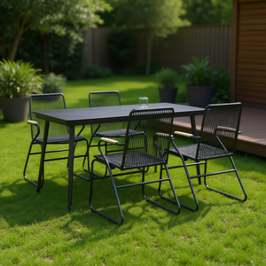 Set da Pranzo da Giardino in Rattan PVC Nero di Media Dimensione, 4 Posti, Arredamento da Esterno dal Design Contemporaneo con Struttura in Metallo - Product Image 2