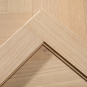 Plancher en bois d'ingénierie à chevrons de 15 mm, multicouche, en chêne blanc lisse, qualité AB, non toxique, durable, à clipser, conforme à la norme IEC62321, pour sous-sol - Product Image 1
