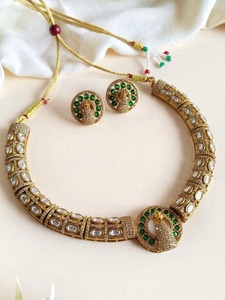 Ensemble de bijoux de mariée traditionnels indiens de luxe plaqué or 24 carats de haute qualité pour femmes, occasions de mariage et de fête - Product Image 5