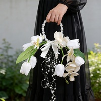 Buket pengantin bergaya Bohemia Prancis, terbuat dari sutra tiruan bunga tulip dengan hiasan mutiara dan rumbai, elegan, cocok untuk gaun pengantin dan pernikahan di tempat wisata.