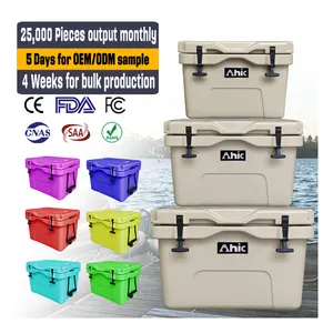 Small Size Portable Outdoor Carrying Cooler Box Ice Bins With Handle Roller Cooler Box