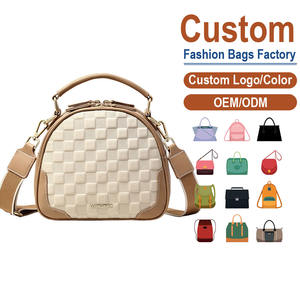 Chaînes de sac bandoulière en cuir synthétique authentique - Design gaufré solide |   Silhouette arrondie et douce, écologique, durable - Product Image 1