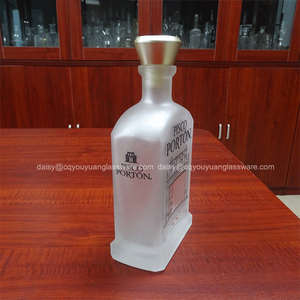 Botellas de Vidrio Vacías de 750 ml con Tapa Esmerilada para Licores como el <span class=keywords><strong>Pisco</strong></span> - Product Image 2