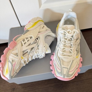 รองเท้าลำลองคุณภาพสูงสำหรับทุกเพศ ระบายอากาศได้ดี แบบผูกเชือก ดีไซน์หนา น้ำหนักเบา ป้องกันกลิ่นอับ ทันสมัย เหมาะกับการเดินทุกสไตล์ - Product Image 4