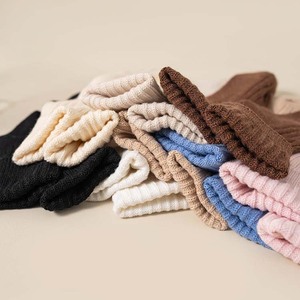 Vente en gros de <span class=keywords><strong>chaussettes</strong></span> pour hommes Concevez votre propre logo <span class=keywords><strong>Chaussettes</strong></span> en <span class=keywords><strong>laine</strong></span> de couleur <span class=keywords><strong>pure</strong></span> de longueur d'équipage OEM personnalisées <span class=keywords><strong>Chaussettes</strong></span> pour hommes - Product Image 4