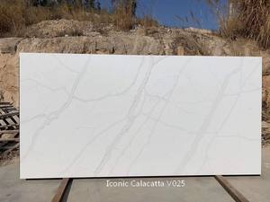 Nouvelle conception de dalle de quartz Calacatta Grey de grande taille avec un style moderne, taille personnalisée, surface polie pour les plans de travail de cuisine et de salle de bain - Product Image 3
