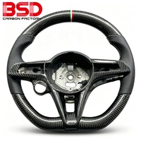 Accessoires de voiture pour Alfa Romeo Giulia Stelvio 2014-2020 Volant sport à fond plat chauffant en fibre de carbone avec affichage LED du régime moteur