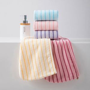Gorro de Ducha Absorbente de Microfibra con Bordado Jacquard para Mujer, de Secado Rápido, para Cabello Largo, Acolchado, para Uso Doméstico - Product Image 3