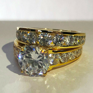 Set di Anelli Nuziali di Lusso con Zirconi per Donne, Anello Scintillante per Coppie, Gioielli alla Moda - Product Image 3