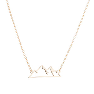 Collane di montagna semplici in acciaio inossidabile per donne gioielli quotidiani simpatico animale balena giraffa <span class=keywords><strong>leone</strong></span> <span class=keywords><strong>collana</strong></span> <span class=keywords><strong>ciondolo</strong></span> Collier Femme - Product Image 1