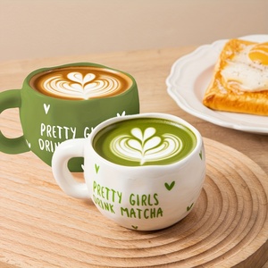Caneca de Café Cerâmica Verde e Branca com Coração, 230ml/7.8oz, Irregular, Fofa, Artesanal, Acabamento Fosco, para Latte, Macchiato, Leite e Suco - Product Image 1