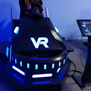 เครื่องเล่นเกมเสมือนจริง จำลองห้องนักบินเครื่องบิน 9D เฮลิคอปเตอร์บิน VR ในร่ม ระบบเคลื่อนไหว 3DOF สำหรับใช้งานเชิงพาณิชย์ - Product Image 1
