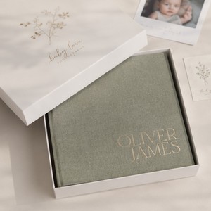 Diario de Bebé con Cubierta de Lino Personalizada, con Caja de Regalo, Tapa Dura, Libro de Recuerdos <span class=keywords><strong>para</strong></span> Bebé, Álbum de Recuerdos con Lámina Dorada <span class=keywords><strong>para</strong></span> Regalos de Recién <span class=keywords><strong>Nacido</strong></span> - Product Image 1