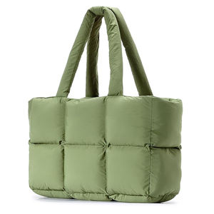 Custom Lightweight <span class=keywords><strong>Nylon</strong></span> Grande Acolchoado Soft Puffy <span class=keywords><strong>Tote</strong></span> <span class=keywords><strong>Bag</strong></span> Travel Fralda Bolsa - Product Image 1