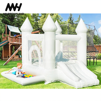 Château gonflable blanc gonflable d'intérieur extérieur avec maison de rebond et toboggan Combo Jumping Soft Play pour fête d'anniversaire