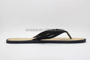 <span class=keywords><strong>Infradito</strong></span> in <span class=keywords><strong>paglia</strong></span> di bambù estivo da donna <span class=keywords><strong>con</strong></span> Logo ricamato antiscivolo - Product Image 4