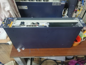 อุปกรณ์ปลายทางสายออปติคอล New OLT ZXA10 C320 2U GPON 1GE SXMA A10*1 พร้อมการ์ดจ่ายไฟ AC+DC สำหรับ FTTH Wi-Fi C320 OLT ZXA10 - Product Image 1