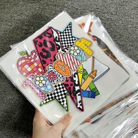 Autocollants thermocollants personnalisés en gros avec personnages de dessins animés pour T-shirts, transferts DTF en vinyle lavables et durables en film PET à repasser