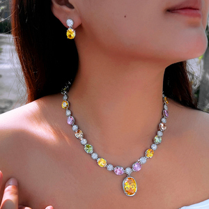 Parure de bijoux 2 pièces Noble avec pendentif ovale en zircon cubique couleur arc-en-ciel et boucles d'oreilles pendantes pour <span class=keywords><strong>femme</strong></span>, accessoires de costume de mariée et de fête - Product Image 2