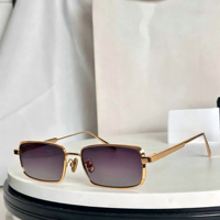 Vente en gros de lunettes de soleil unisexes de haute qualité, design tendance, monture carrée en métal, verres PC dégradés dorés, protection UV400