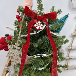 Nastro in Velluto per Albero di Natale, Nastri Natalizi per Decorazioni, Vendita all'Ingrosso, Tessuto in Velluto che Offre una Texture Soffice e Lussuosa - Product Image 3