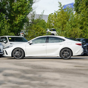 Conducción cómoda: Toyota Camry, un sedán familiar de gasolina usado a bajo precio y muy vendido, un nuevo automóvil híbrido - Product Image 2