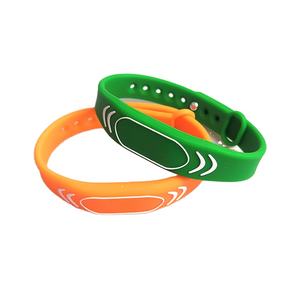 Gelang Kontrol Akses NFC RFID 13.56Mhz 125KHz, Gelang Silikon Tahan Air yang Dapat Disesuaikan, untuk Acara, Festival, dan Bisnis - Product Image 5