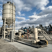 Silo per Cemento Verticale Imbullonato da 50T 100T 200T 300T, Stoccaggio di Polveri Sfuse, Montaggio in Loco, Sistema di Aerazione per Impianti di Miscelazione