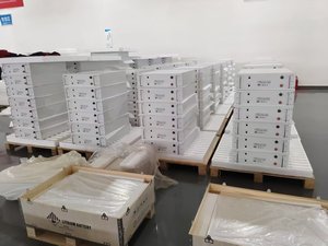 แบตเตอรี่ลิเธียมไอออนแรงดันสูงสำหรับเชิงพาณิชย์และที่อยู่อาศัย 460.8V 314Ah 144.69KWh ระบบแบตเตอรี่เก็บพลังงานแสงอาทิตย์ IP65 - Product Image 2