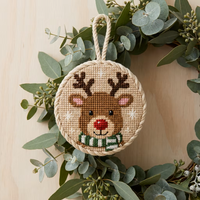 Ornement de Noël en point de croix renne mignon avec écharpe verte, plaque suspendue style vintage, décoration festive pour cheminée, cadeau